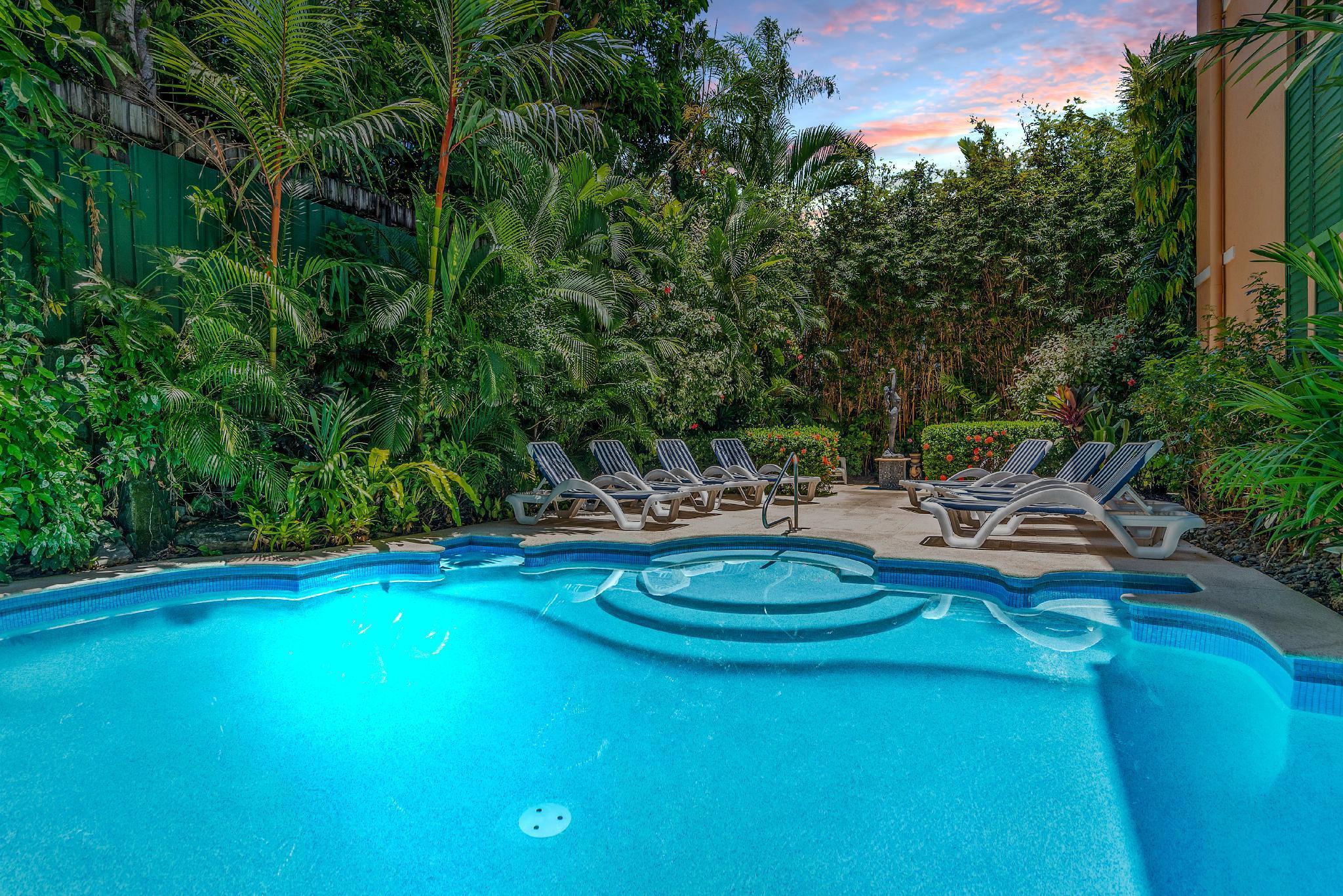 Aparthotel Martinique On Macrossan Port Douglas Esterno foto