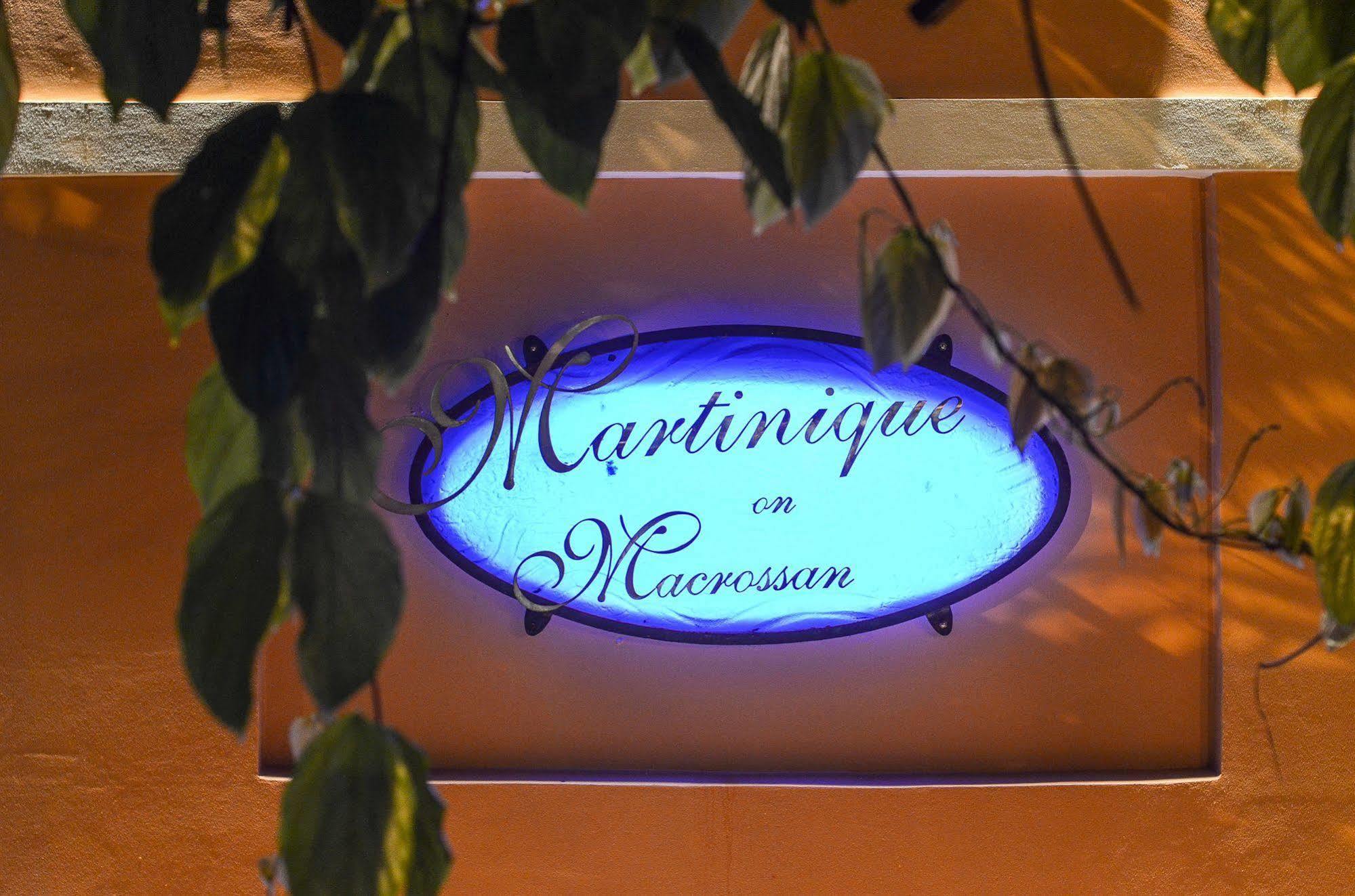 Aparthotel Martinique On Macrossan Port Douglas Esterno foto