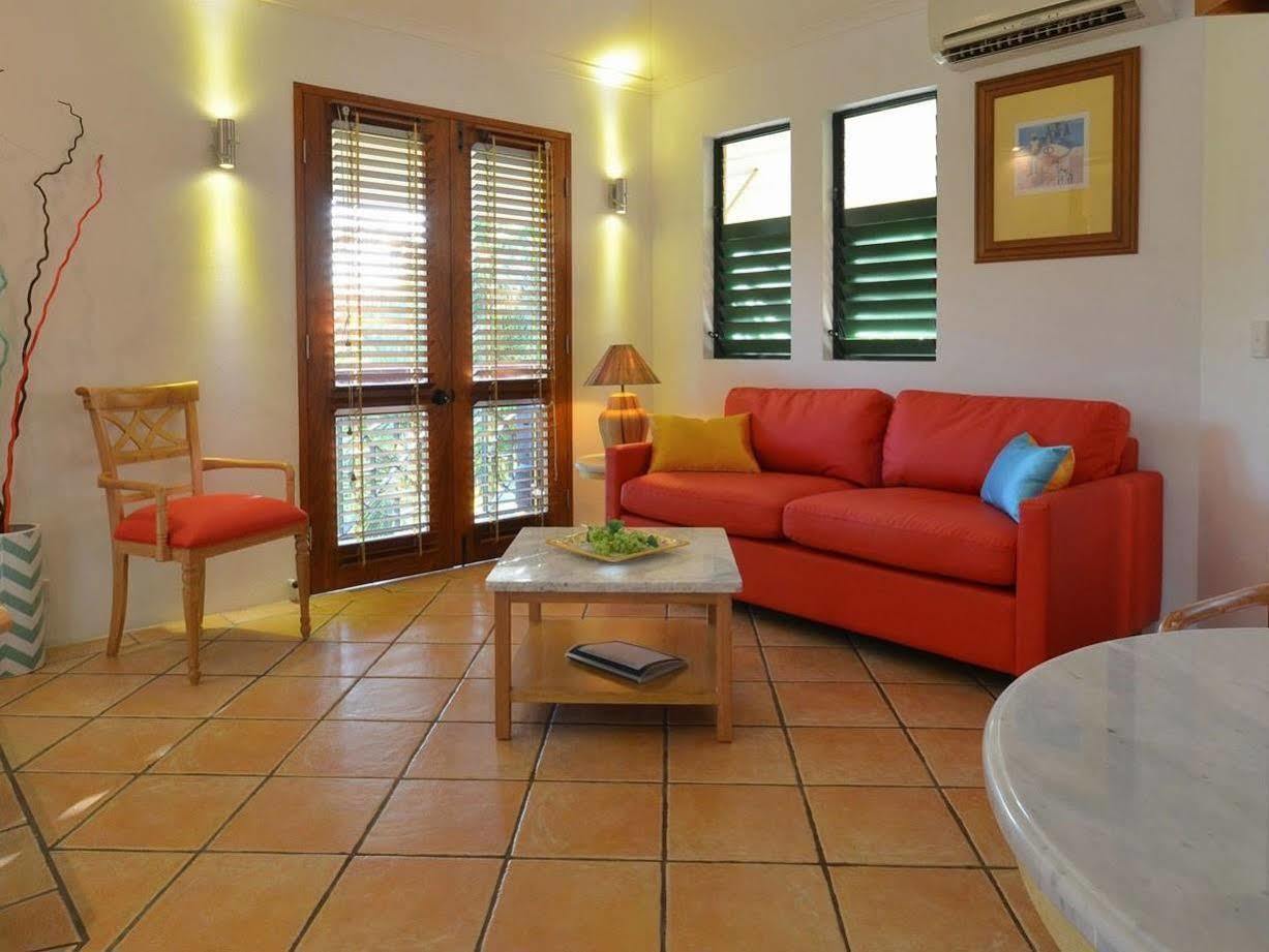 Aparthotel Martinique On Macrossan Port Douglas Esterno foto