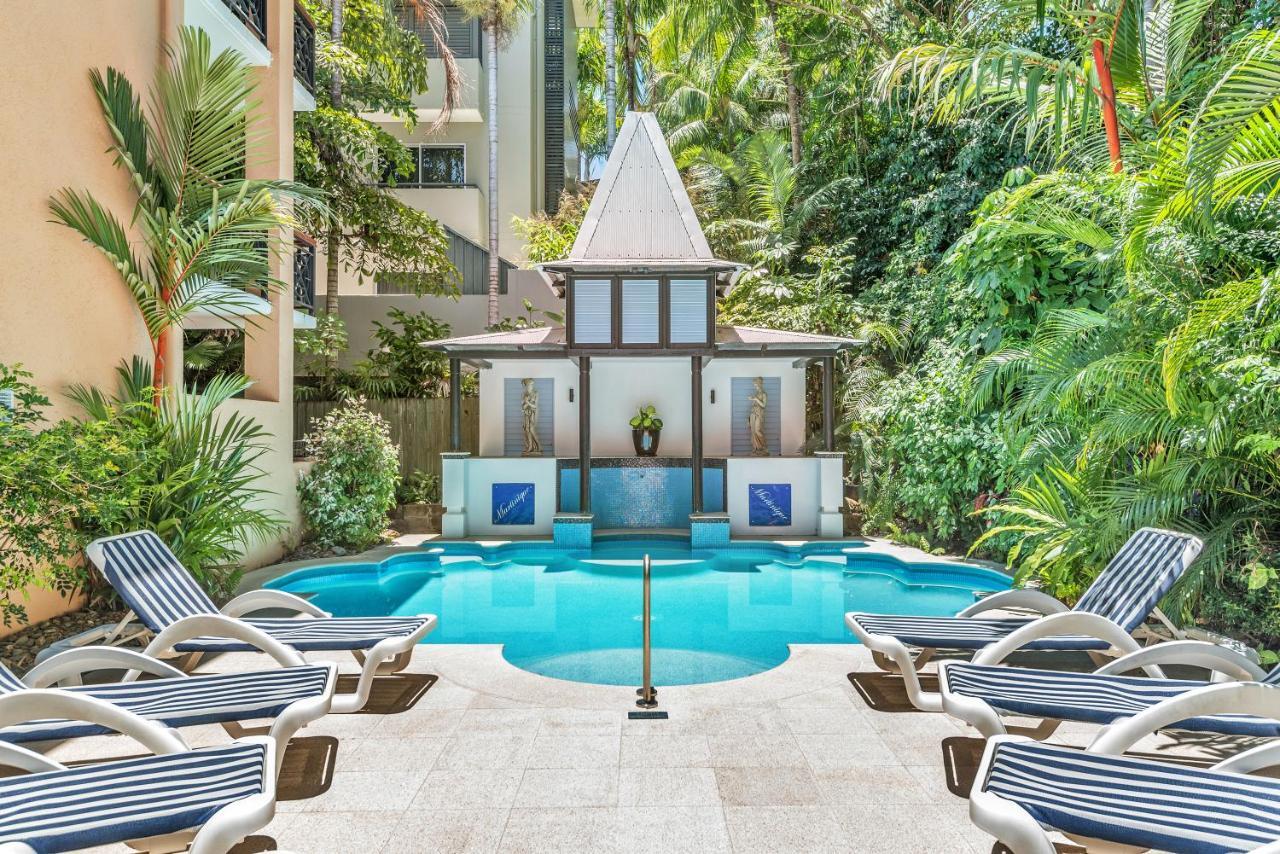Aparthotel Martinique On Macrossan Port Douglas Esterno foto